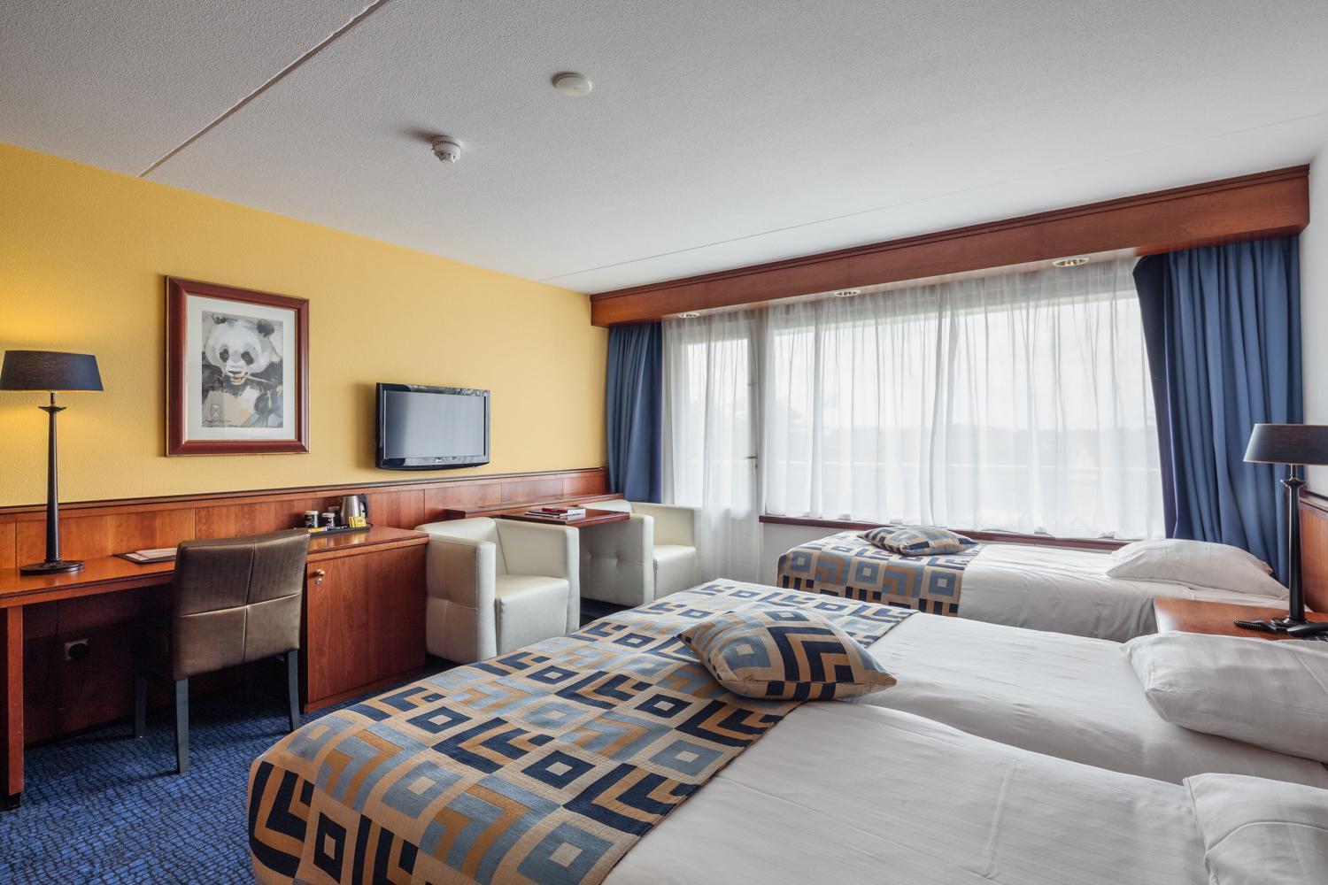 Van Der Valk Hotel Emmen Nieuw-Amsterdam Esterno foto
